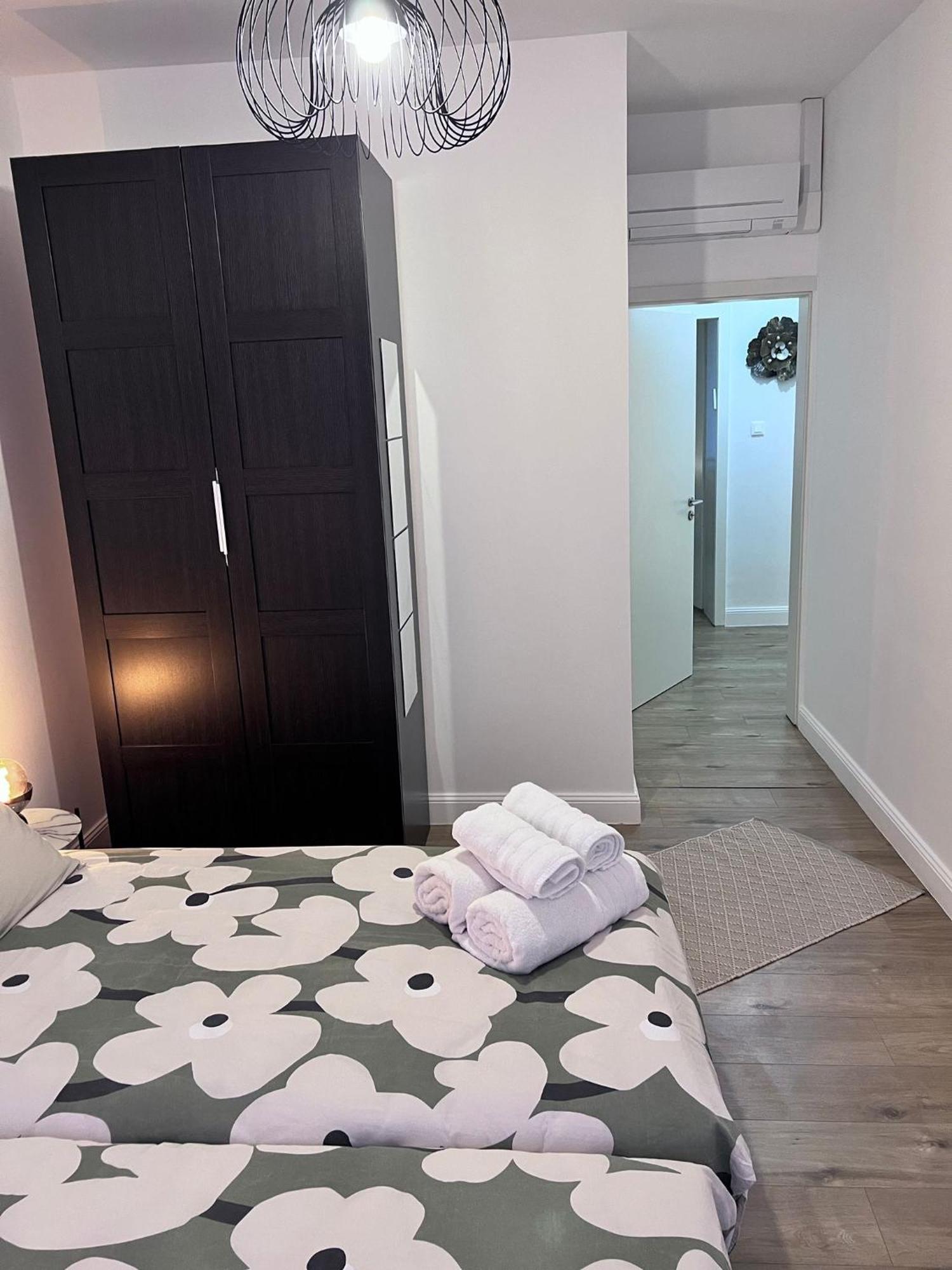 Le Rapp 6, Appartement De Standing 3 Chambres, 7 Personnes &1 Bebe, Cosy Et Familial Ultra Equipe Emplacement Ideal Proche Gare Centre Ville Marches De Noel Quartier Tribunal Contades Strasbourg Extérieur photo